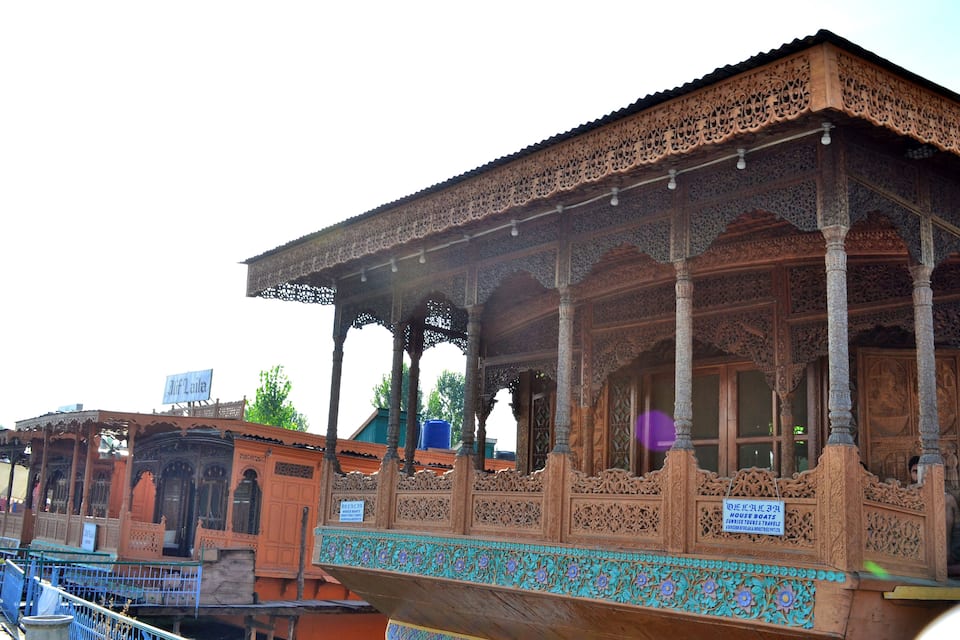 De - Laila Group Of House Boats